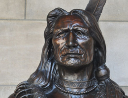 Standing Bear Bust by Ted Long
