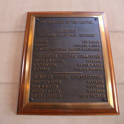 Plaque to honor the Capitol Builders