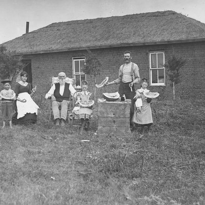 Old Photo of Nebraska Settlers 0602_0203